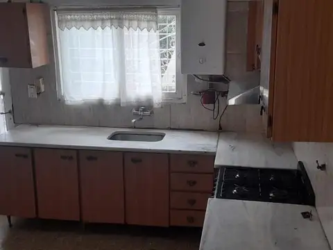 Casa en Alquiler en Jorge Cura, $ 550.000