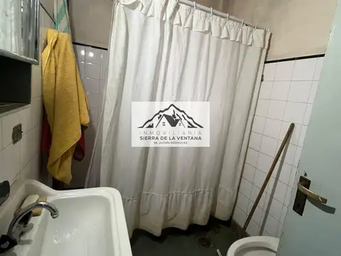 Casa 5 ambientes con 2 baños