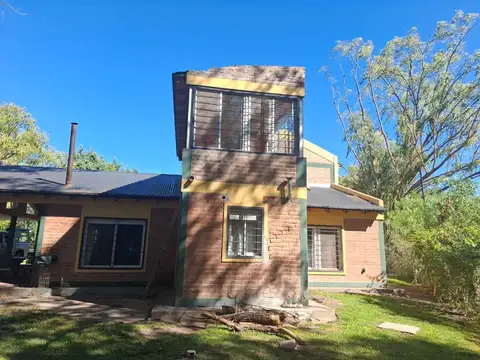 Venta Casa Quinta en General Roca Apta Crédito