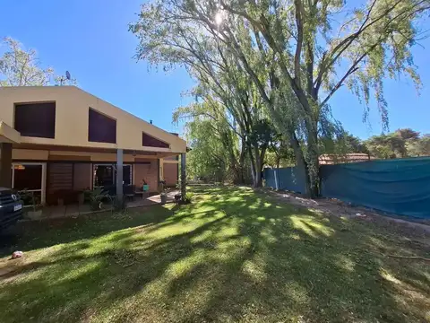 Quinta en Venta en General Roca, USD 280.000