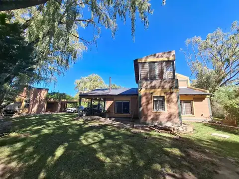 Venta Casa Quinta en General Roca Apta Crédito