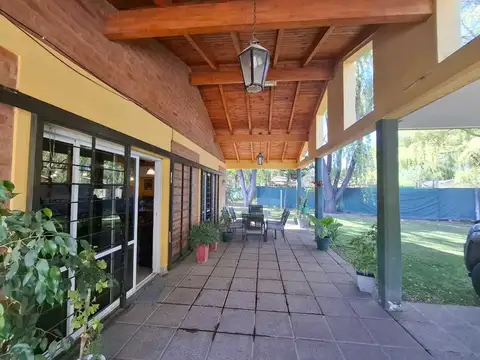 Quinta en Venta en General Roca, USD 280.000