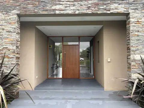 Casa en alquiler \u002D Disponible desde Julio 2026