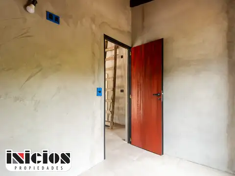Cómoda casa con amplio terreno - C1130