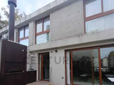 Duplex en Alquiler  488 y 17 GONNET BELL