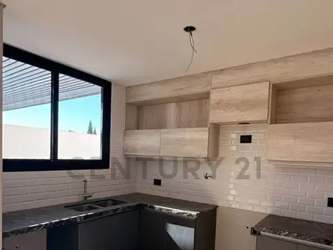 Departamento 5 ambientes con 2 baños