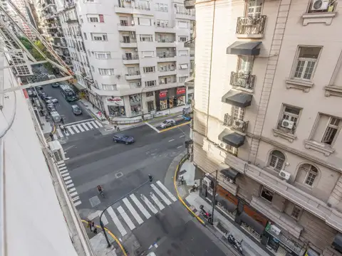 Semipiso - Frente - A m Champagnat - Recoleta
