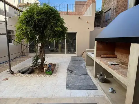 Casa 4 ambientes con 3 baños