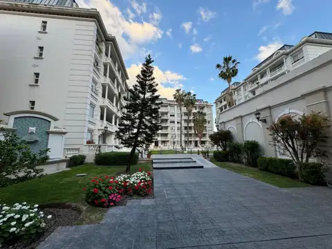 Departamento en venta c/ cochera en 4.ª Sección Área Fundacional