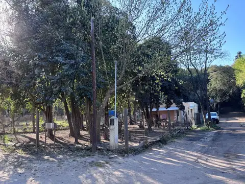 Casa 2 ambientes con 1 baño