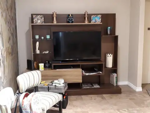 Adolfo Alsina e/ Salta y Lima