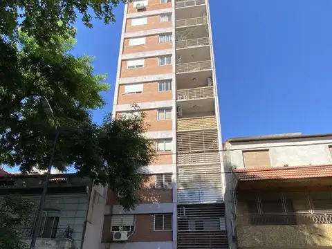 Departamento - Alquiler - Argentina, Capital Federal - HELGUERA 1629