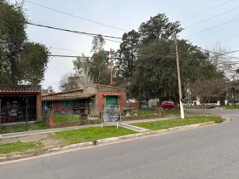 LOTE ESQUINA EXCELENTE UBICACIÓN  IDEAL INVERSOR