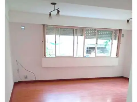 Moreno 77 bis , Piso 2