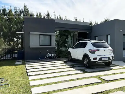 Casa en venta de  4 ambientes en barrio cerrado La Reserva de Hudson, Berazategui