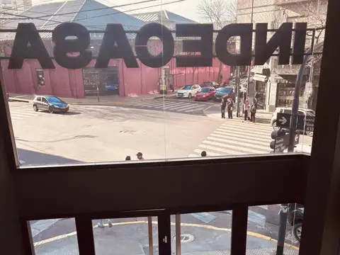 IMPONENTE ESQUINA EN UBICACION PRIVILEGIADA