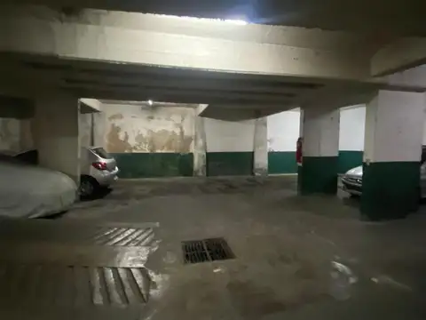 COCHERA EN VENTA - ESCRITURA PROPIA - ACCESO RAMPA - VILLA MARTELLI VICENTE LOPEZ