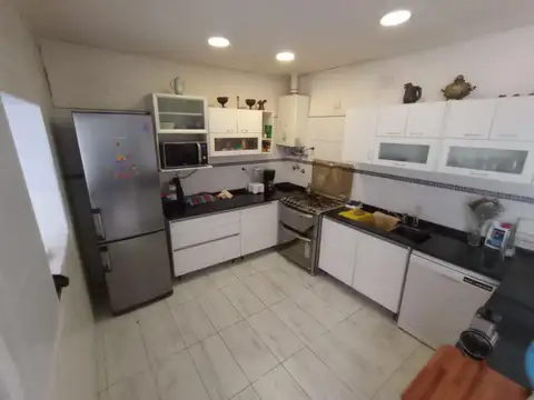 Casa en Venta en Lomas De Zamora, USD 170.000