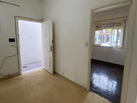 Depto Tipo Casa en Alquiler en Floresta, $ 850.000