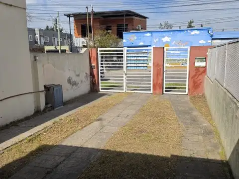 Depto Tipo Casa en Venta de 3 ambientes