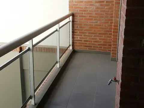 PISO 4 AMB. C/DEP GRAN CATEGORIA 135M2