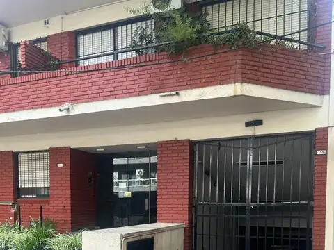 Sarmiento 100