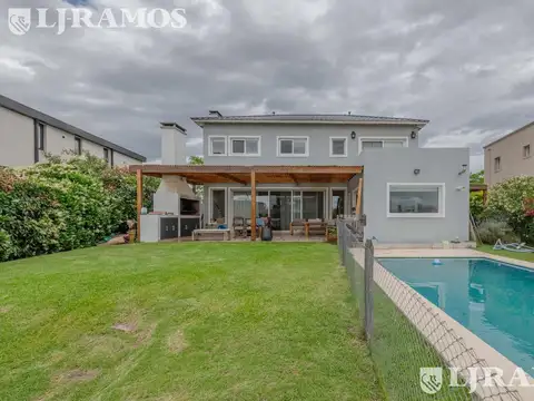 Casa en Venta de 4 dormitorios