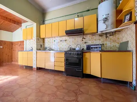 Casa en Venta con 1 cochera