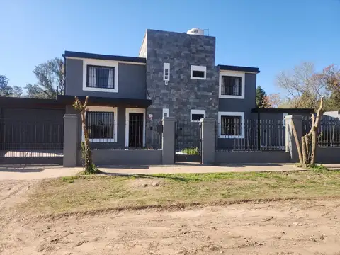 Casa en Venta de 5 dormitorios
