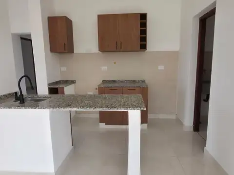 VENTA/PERMUTA CASA EKO DISTRITO ACEPTA VEHICULO