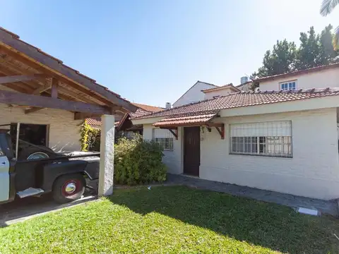 Casa en Venta en El Palomar, USD 270.000