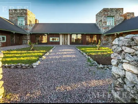 Excelente casa en venta en Barrio La Macarena