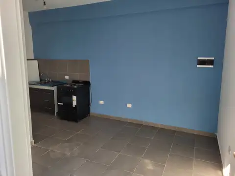 Departamento 2 ambientes tipo casa en alquiler en Villa Lugano