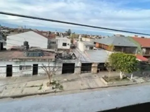 PH 2 amb 2do piso con/patio/terraza