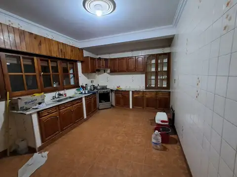 Depto Tipo Casa en Venta de 7 ambientes