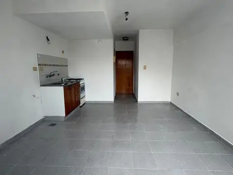 Departamento en Alquiler en Plaza Paso, $ 450.000