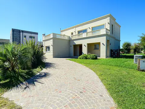 Casa en Venta de 3 dormitorios