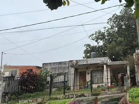 Casa - Venta - Argentina, San Fernando - FRENCH 3100