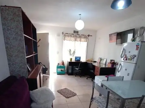 Departamento 2 ambientes pb cochera