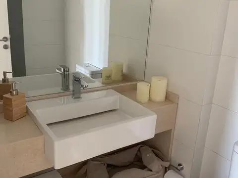 Departamento en Alquiler Temporal con 1 cocheras