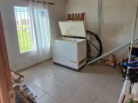 Casa 2 ambientes con 1 baño