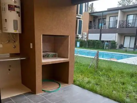 Departamento en Alquiler en La cañada de Pilar, USD 550