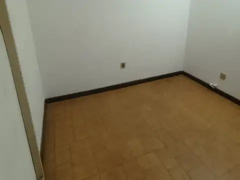 SE VENDE CASA. FACILIDADES, en Bo. Libertador II