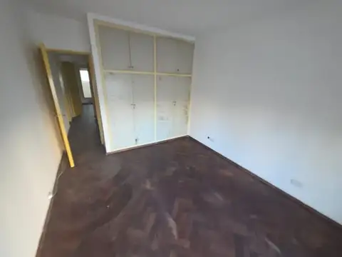 Departamento 7 ambientes con 1 baño
