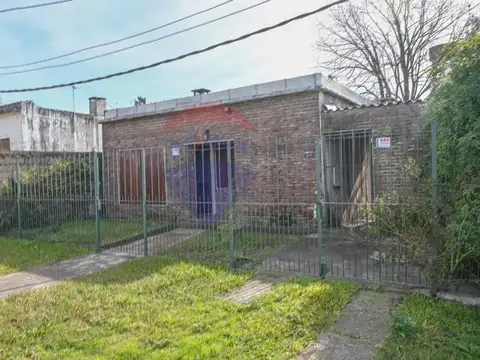 VENTA CASA 2 DORMITORIOS 18 DE MAYO CANELONES
