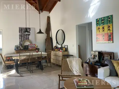 Departamento en Venta con 2 cocheras