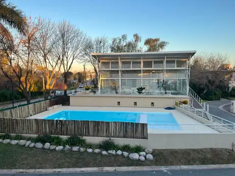 Dueño Directo Alquila Duplex En Petrel Village. Bajas Expensas. A 200 Metros De Panamericana Km 56. Cerca De Universidades Y Del Parque Indutrial Pilar