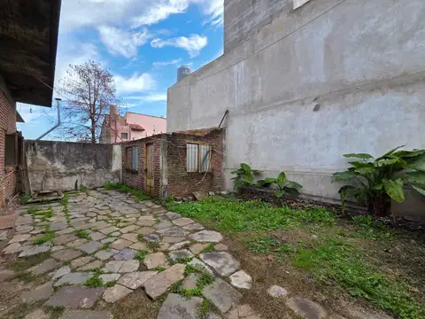 Casa en Venta con 4 cocheras