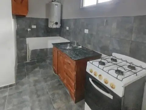 Depto Tipo Casa 3 ambientes con 1 baño