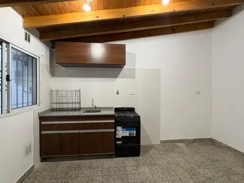 ph tipo casa de 3 ambientes con patio todo en planta baja